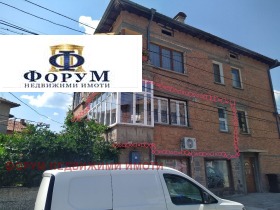 Продава Етаж от къща, гр. Пещера