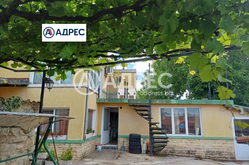 Продава КЪЩА, град Варна, Аспарухово • 175000 € / 342270.25 лв. • 28246933 1 — Holmes.bg Продава КЪЩА, град Варна, Аспарухово • 175000 € / 342270.25 лв. • 28246933 1