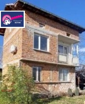 Продажба на имоти в с. Мало Конаре, област Пазарджик - изображение 2 