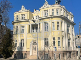 Обява Продава КЪЩА,град Варна, Гръцка махала