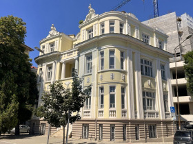 Обява Продава КЪЩА,град Варна, Гръцка махала