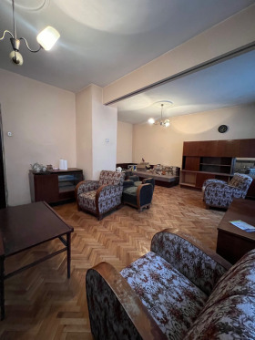 Продажба на тристайни апартаменти в град София — страница 4 - изображение 12 