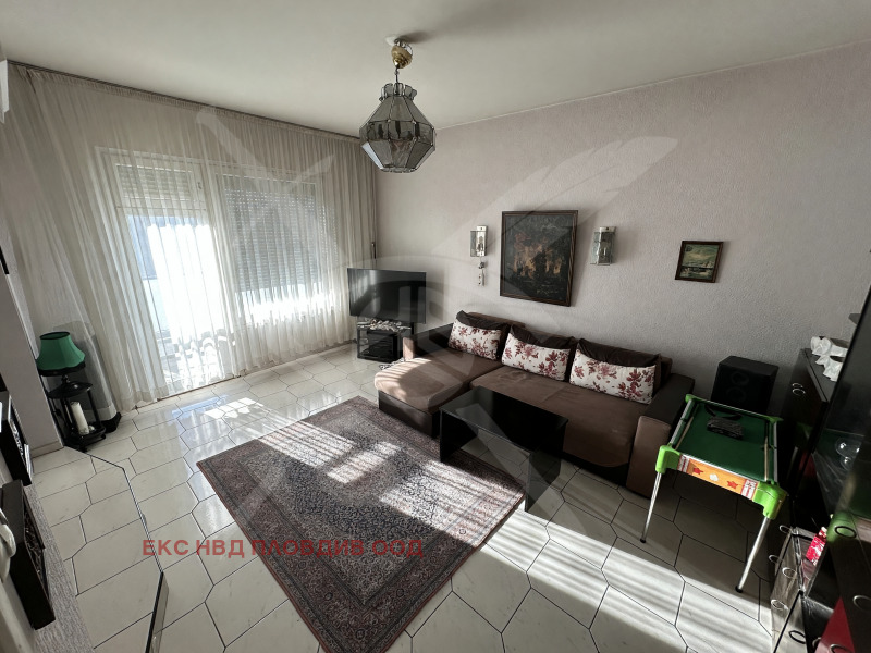 Продава 3-СТАЕН, град Пловдив, Тракия • 118000 € • 54641713 1 — Holmes.bg Продава 3-СТАЕН, град Пловдив, Тракия • 118000 € • 54641713 1