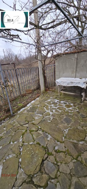 Обява Продава КЪЩА,с. Борнарево, област Перник