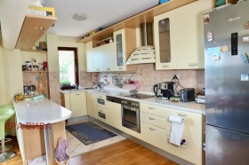 3-СТАЕН, 171 m2 - Holmes.bg 3-СТАЕН, 171 m2