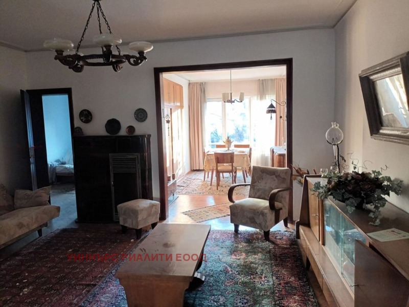 Продава МНОГОСТАЕН, град София, Център • 380000 € • 88903791 1 — Holmes.bg Продава МНОГОСТАЕН, град София, Център • 380000 € • 88903791 1
