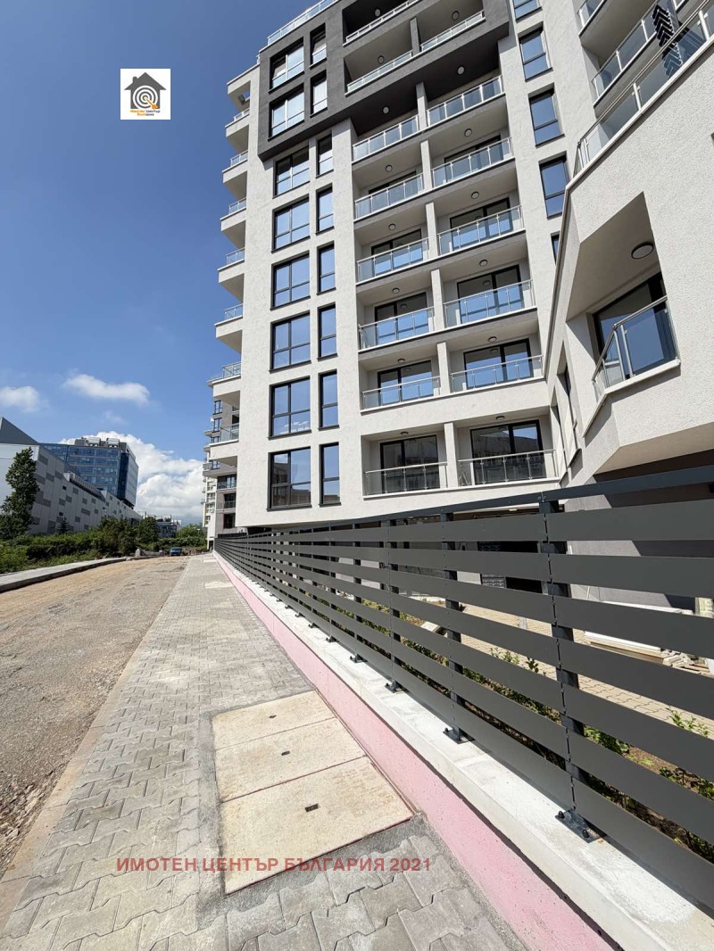 Продава 3-СТАЕН, град София, Младост 1 • 295600 € / 578143.35 лв. • 17914842 1 — Holmes.bg Продава 3-СТАЕН, град София, Младост 1 • 295600 € / 578143.35 лв. • 17914842 1