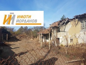 Продажба на имоти в с. Плаково, област Велико Търново - изображение 2 
