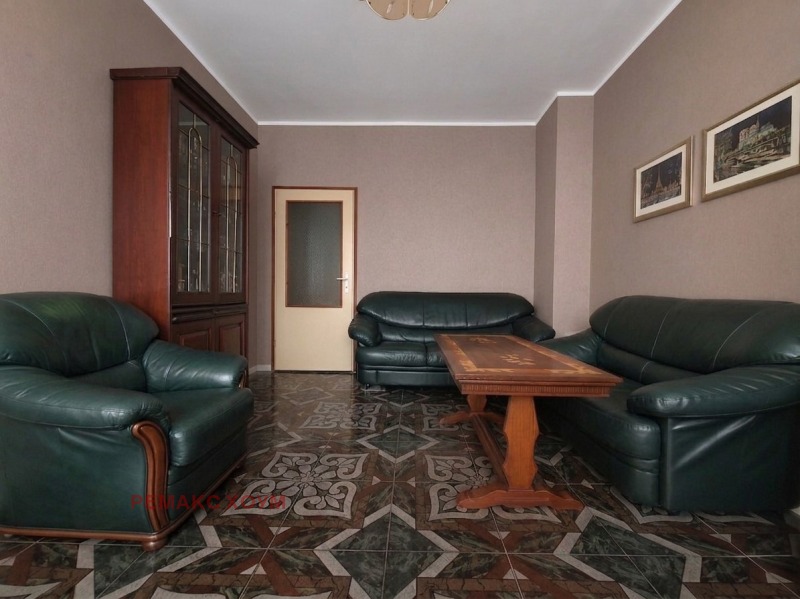 Продава 4-СТАЕН, град Варна, Трошево • 236000 € • 86472346 1 — Holmes.bg Продава 4-СТАЕН, град Варна, Трошево • 236000 € • 86472346 1