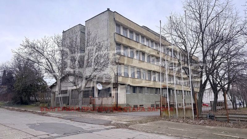 Продава ПРОМ. ПОМЕЩЕНИЕ, град Стара Загора, м-т Голеш • 4500000 € / 8801235.00 лв. • 38047676 1 — Holmes.bg Продава ПРОМ. ПОМЕЩЕНИЕ, град Стара Загора, м-т Голеш • 4500000 € / 8801235.00 лв. • 38047676 1