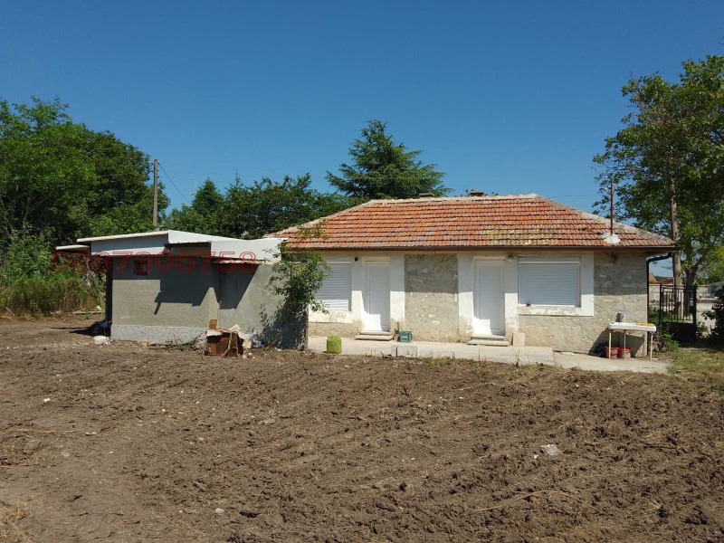 Продава КЪЩА, област Варна, с. Яребична • 128000 € • 82967107 1 — Holmes.bg Продава КЪЩА, област Варна, с. Яребична • 128000 € • 82967107 1