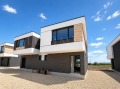 Продава КЪЩА, област Пловдив, с. Ягодово • 310800 € / 607871.96 лв. • 19559221 2 — Holmes.bg Продава КЪЩА, област Пловдив, с. Ягодово • 310800 € / 607871.96 лв. • 19559221 2