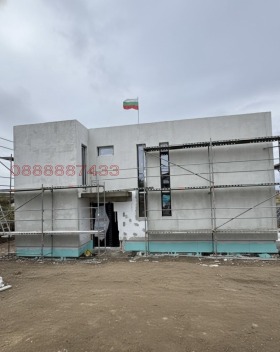 Обява Продава КЪЩА,с. Хераково, област София