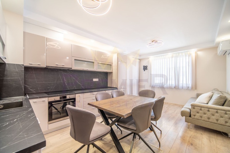 Продава 3-СТАЕН, град Варна, Владислав Варненчик 2 • 178000 € / 348137.74 лв. • 19253604 1 — Holmes.bg Продава 3-СТАЕН, град Варна, Владислав Варненчик 2 • 178000 € / 348137.74 лв. • 19253604 1