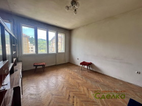 Продажба на двустайни апартаменти в град Габрово - изображение 10 