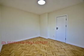 4-СТАЕН, 100 m2 - Holmes.bg 4-СТАЕН, 100 m2