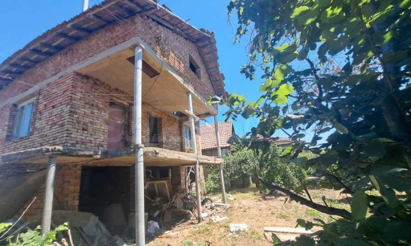 Продава КЪЩА, област Видин, с. Гомотарци • 22500 € • 60172895 1 — Holmes.bg Продава КЪЩА, област Видин, с. Гомотарци • 22500 € • 60172895 1