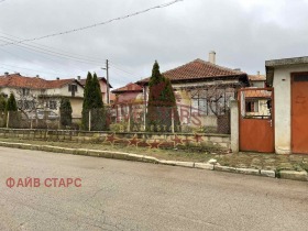 Продажба на къщи в област Добрич — страница 3 - изображение 5 