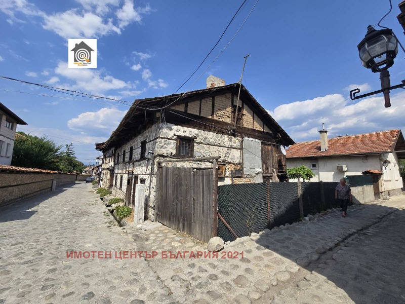 Продава КЪЩА, област Благоевград, гр. Банско • 299999 € • 83564324 1 — Holmes.bg Продава КЪЩА, област Благоевград, гр. Банско • 299999 € • 83564324 1