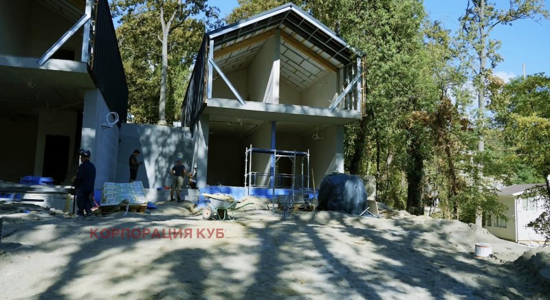 Продава 3-СТАЕН, град Варна, м-т Ален мак • 140275 € / 274354.05 лв. • 74846409 1 — Holmes.bg Продава 3-СТАЕН, град Варна, м-т Ален мак • 140275 € / 274354.05 лв. • 74846409 1