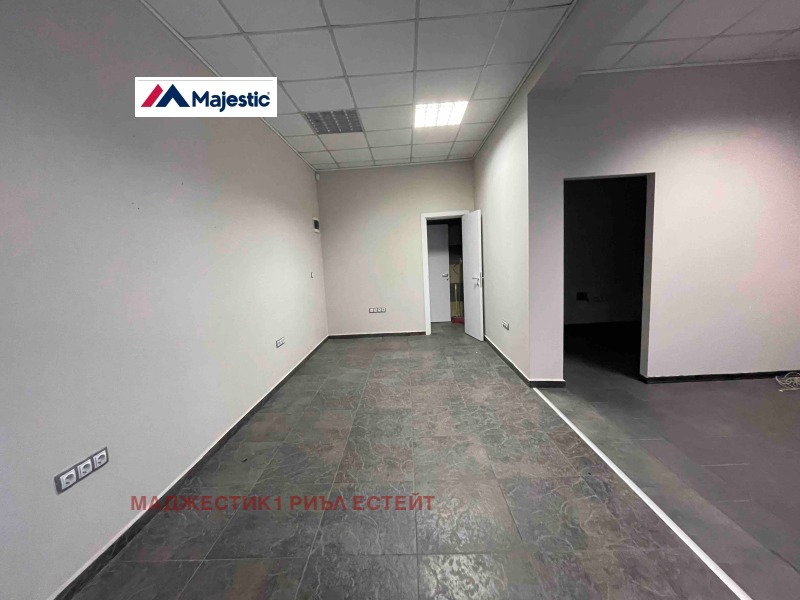 Продава МАГАЗИН, град София, Студентски град • 130000 € / 254257.90 лв. • 87614496 1 — Holmes.bg Продава МАГАЗИН, град София, Студентски град • 130000 € / 254257.90 лв. • 87614496 1