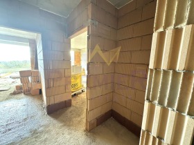 Обява Продава 3-СТАЕН,град Варна, Виница