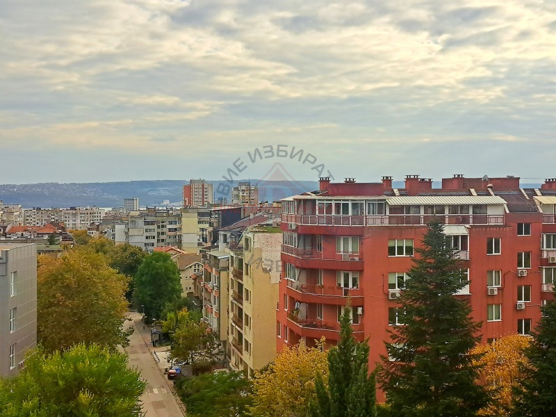 Продава 3-СТАЕН, град Варна, Левски 1 • 133000 € / 260125.39 лв. • 33569515 1 — Holmes.bg Продава 3-СТАЕН, град Варна, Левски 1 • 133000 € / 260125.39 лв. • 33569515 1