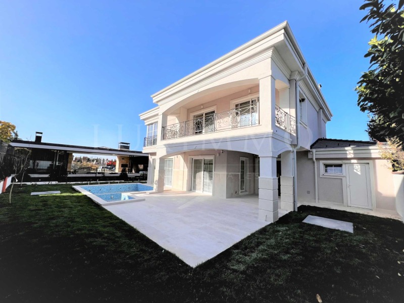 Продава  Къща, област Пловдив, с. Белащица •  600 000 EUR • ID 90507645 — holmes.bg - [1] 