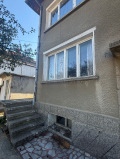 Продава ЕТАЖ ОТ КЪЩА, област Монтана, гр. Берковица • 70000 € • 17635887 8 — Holmes.bg Продава ЕТАЖ ОТ КЪЩА, област Монтана, гр. Берковица • 70000 € • 17635887 8