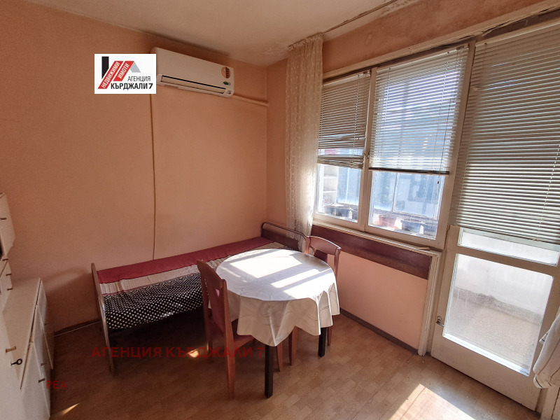 Продава 3-СТАЕН, град Кърджали, Център • 90000 € • 64789887 1 — Holmes.bg Продава 3-СТАЕН, град Кърджали, Център • 90000 € • 64789887 1