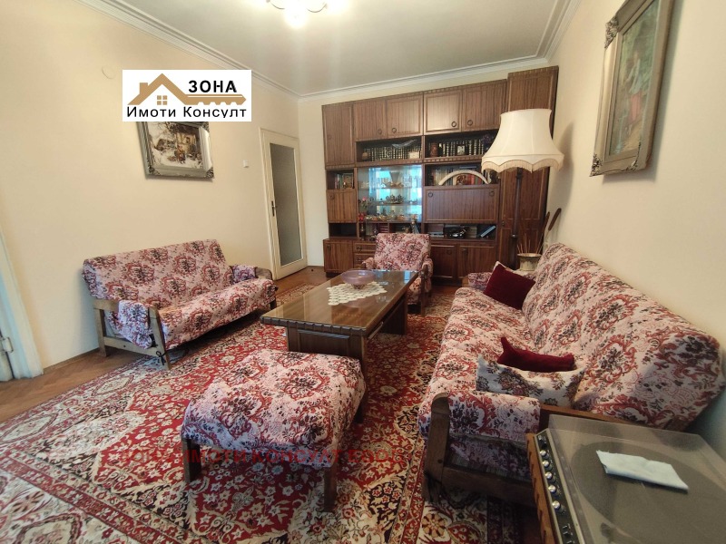 Продава 3-СТАЕН, град София, Гоце Делчев • 350000 € / 684540.50 лв. • 81703489 1 — Holmes.bg Продава 3-СТАЕН, град София, Гоце Делчев • 350000 € / 684540.50 лв. • 81703489 1