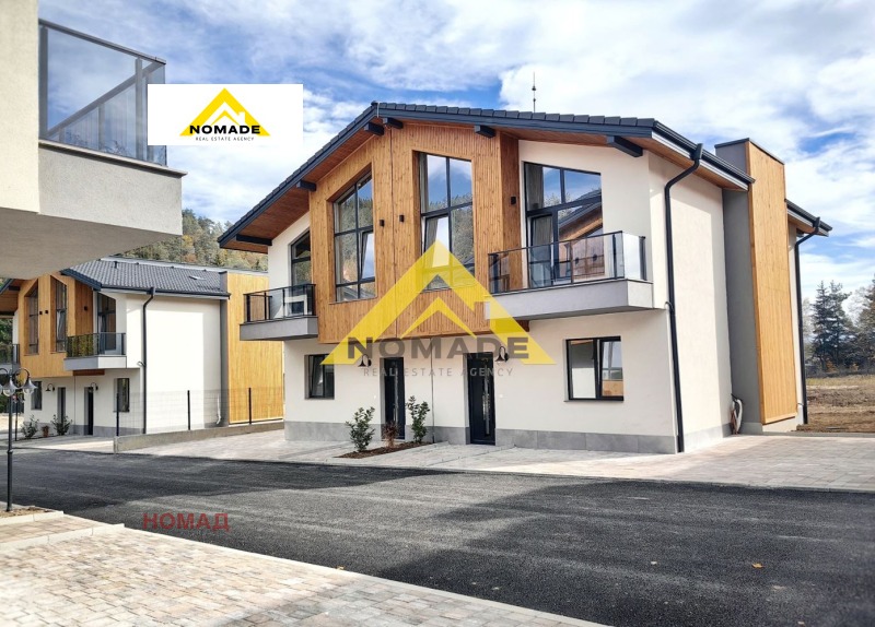 Продава КЪЩА, област Пазарджик, гр. Велинград • 299000 € • 42714823 1 — Holmes.bg Продава КЪЩА, област Пазарджик, гр. Велинград • 299000 € • 42714823 1