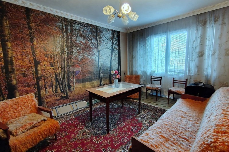 Продава 4-СТАЕН, град Шумен, Военно училище • 169000 € • 94934793 1 — Holmes.bg Продава 4-СТАЕН, град Шумен, Военно училище • 169000 € • 94934793 1