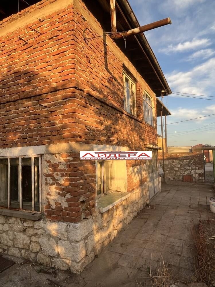 Продава  Къща, област Пловдив, с. Белозем • 49 000 EUR • ID 65390886 — holmes.bg - [1] 