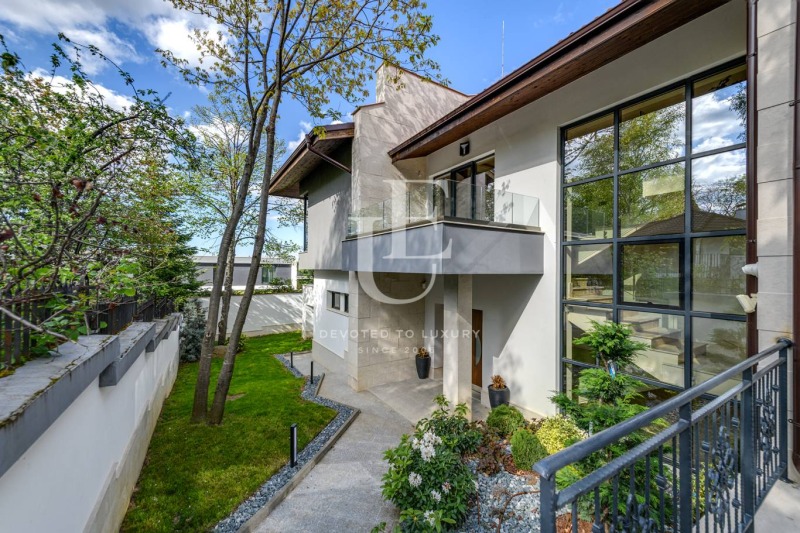 Продава КЪЩА, град София, Драгалевци • 1470000 € / 2875070.10 лв. • 50300048 1 — Holmes.bg Продава КЪЩА, град София, Драгалевци • 1470000 € / 2875070.10 лв. • 50300048 1