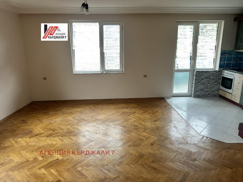 Продава МНОГОСТАЕН, град Кърджали, Център • 127600 € • 49465993 1 — Holmes.bg Продава МНОГОСТАЕН, град Кърджали, Център • 127600 € • 49465993 1