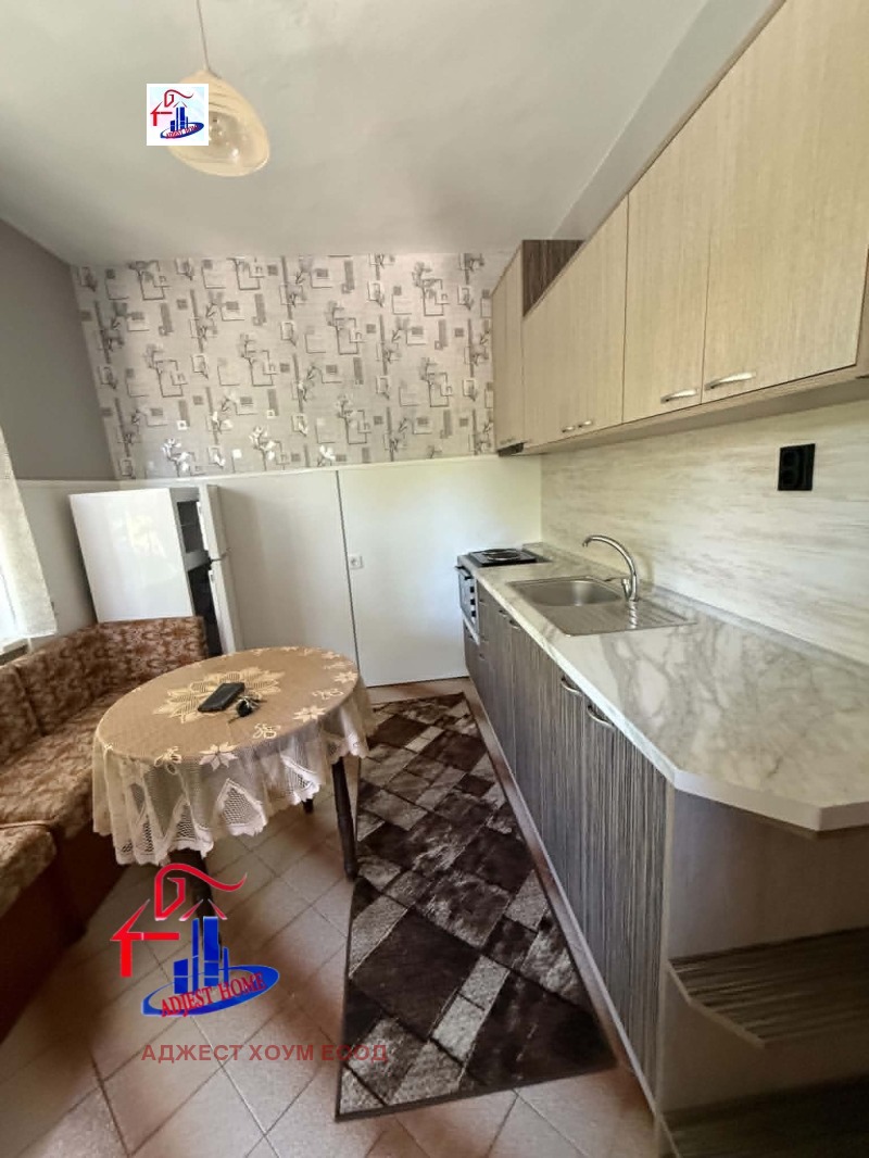 Продава 3-СТАЕН, град Шумен, Добруджански • 150000 € / 293374.50 лв. • 88493744 1 — Holmes.bg Продава 3-СТАЕН, град Шумен, Добруджански • 150000 € / 293374.50 лв. • 88493744 1