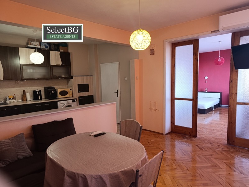 Продава 3-СТАЕН, град Велико Търново, Акация • 165000 € • 71324612 1 — Holmes.bg Продава 3-СТАЕН, град Велико Търново, Акация • 165000 € • 71324612 1