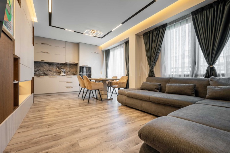 Продава 3-СТАЕН, град Пловдив, Каменица 1 • 464000 € • 57106410 1 — Holmes.bg Продава 3-СТАЕН, град Пловдив, Каменица 1 • 464000 € • 57106410 1