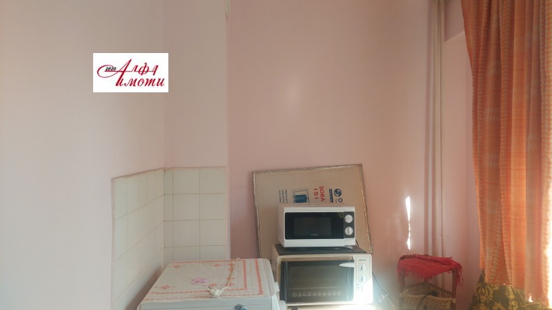 Продава 1-СТАЕН, град Шумен, Боян Българанов 1 • 60000 € • 44669757 1 — Holmes.bg Продава 1-СТАЕН, град Шумен, Боян Българанов 1 • 60000 € • 44669757 1
