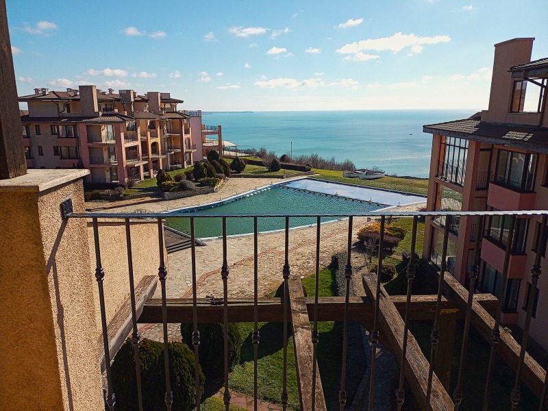 Продава 3-СТАЕН, област Добрич, с. Топола • 83520 € / 163350.92 лв. • 71593139 1 — Holmes.bg Продава 3-СТАЕН, област Добрич, с. Топола • 83520 € / 163350.92 лв. • 71593139 1