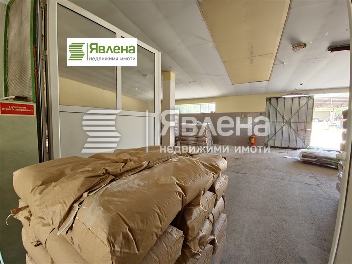 Продава ПРОМ. ПОМЕЩЕНИЕ, област Ловеч, гр. Луковит • 690271 € / 1350052.73 лв. • 98145243 1 — Holmes.bg Продава ПРОМ. ПОМЕЩЕНИЕ, област Ловеч, гр. Луковит • 690271 € / 1350052.73 лв. • 98145243 1