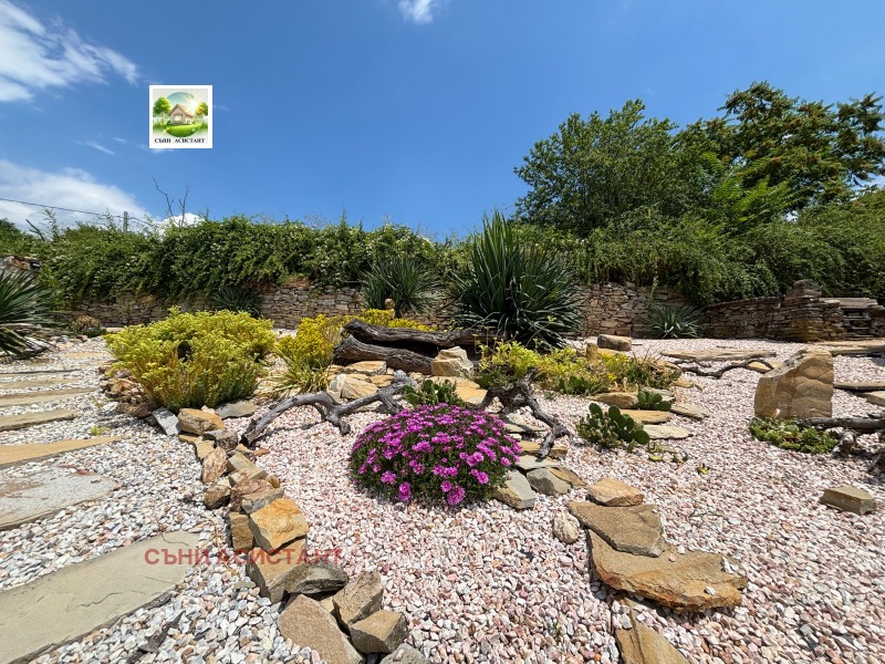 Продава КЪЩА, област Стара Загора, с. Средно градище • 139000 € • 34035445 1 — Holmes.bg Продава КЪЩА, област Стара Загора, с. Средно градище • 139000 € • 34035445 1