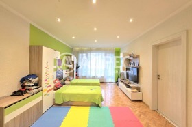 Обява Продава МНОГОСТАЕН,град София, Люлин 4