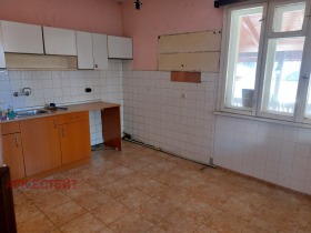 Продава КЪЩА | Imot.bg — малка снимка 8