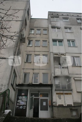 Продажба на тристайни апартаменти в град Велико Търново - изображение 6 
