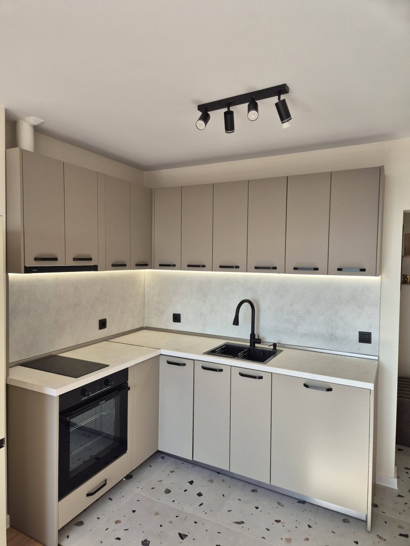 Продава 2-СТАЕН, град Варна, Възраждане 3 • 145000 € • 56593376 1 — Holmes.bg Продава 2-СТАЕН, град Варна, Възраждане 3 • 145000 € • 56593376 1