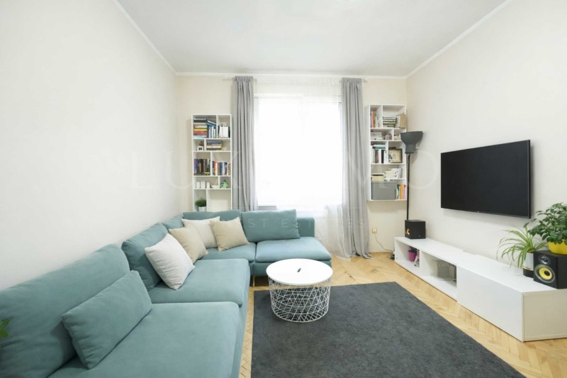 Продава 3-СТАЕН, град София, Център • 325000 € / 635644.75 лв. • 93068855 1 — Holmes.bg Продава 3-СТАЕН, град София, Център • 325000 € / 635644.75 лв. • 93068855 1