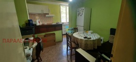 Обява Продава 3-СТАЕН,град Пловдив, Център