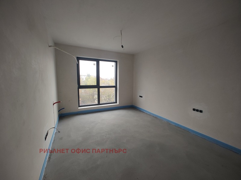 Продава 3-СТАЕН, град София, м-т Гърдова глава • 246200 € / 481525.35 лв. • 46657063 1 — Holmes.bg Продава 3-СТАЕН, град София, м-т Гърдова глава • 246200 € / 481525.35 лв. • 46657063 1